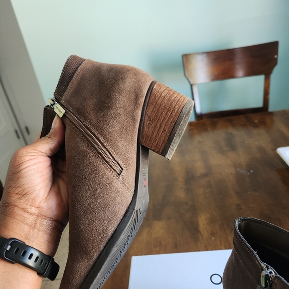 Blondo Dark Taupe Bootie 7.5 - Picture 6 of 12